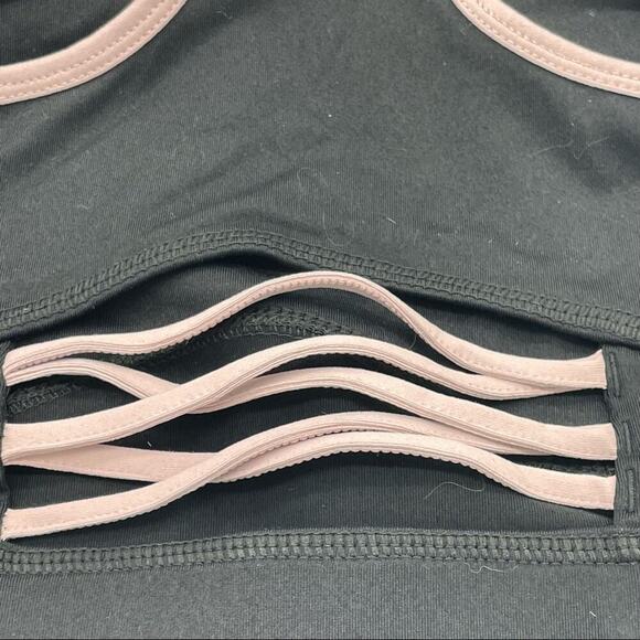 Torrid Active Black Sports Bra EUC - Picture 6 of 8